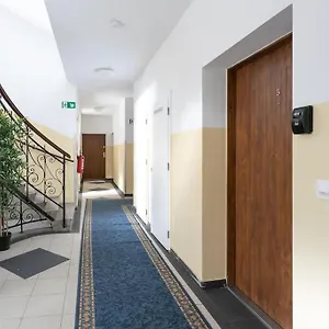 https://studio-apartment-between-schoenbrunn-the-city-1120.vienna-besthotels.com